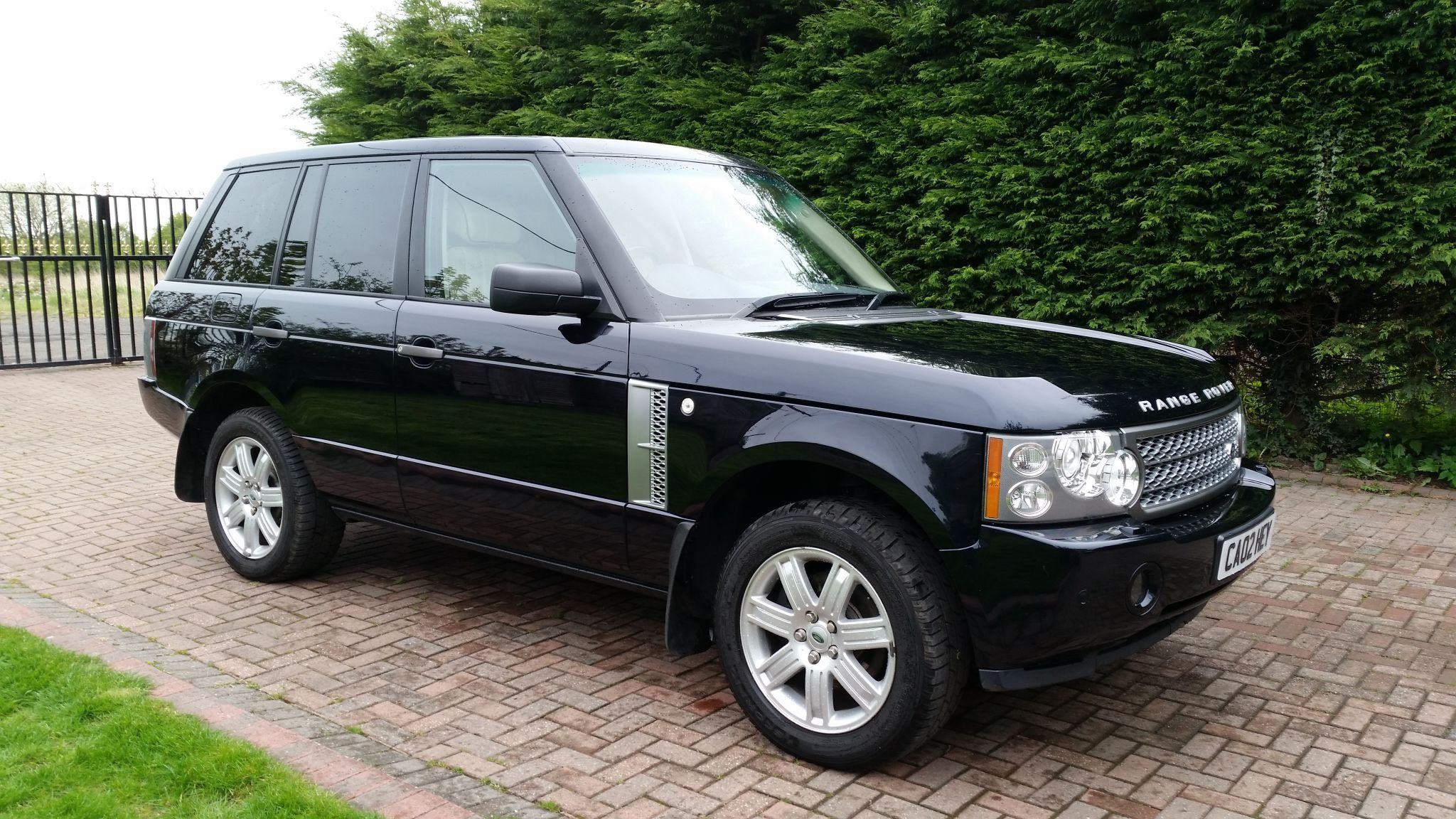 Range rover 4 рестайлинг отличия